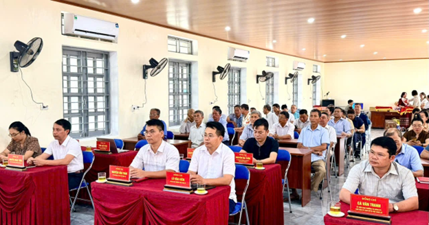 Đảng ủy xã Thanh Yên tổ chức Lễ trao tặng Huy hiệu Đảng đợt 19/5 và đợt 02/9/2026